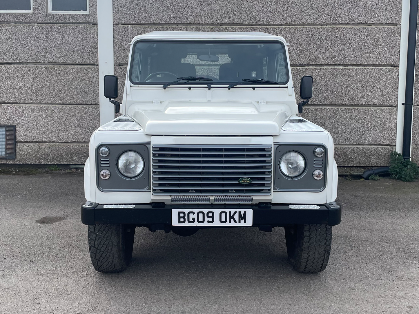 2009 Land Rover Defender 90 XS Station Wagon