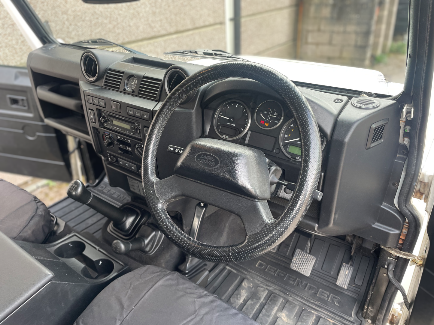 2009 Land Rover Defender 90 XS Station Wagon