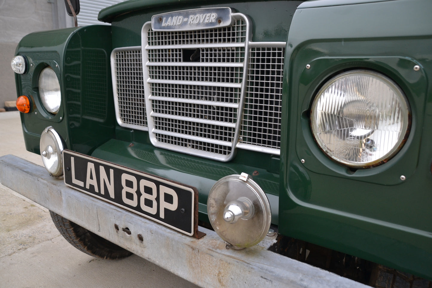 SOLD 1975 Land Rover Series 3 88" 200 Tdi