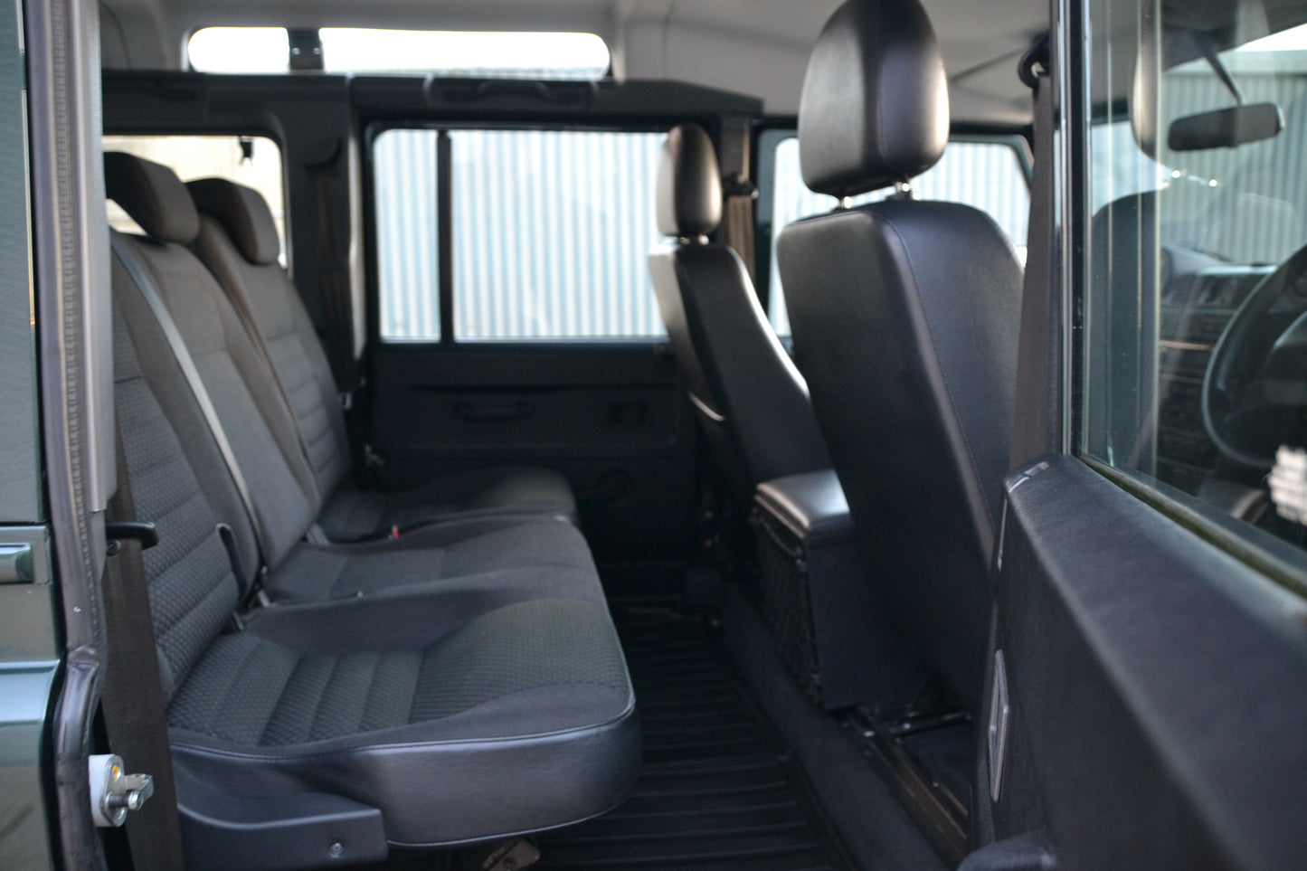 SOLD 2010 Defender 110 County Station Wagon 2.4 TDCi