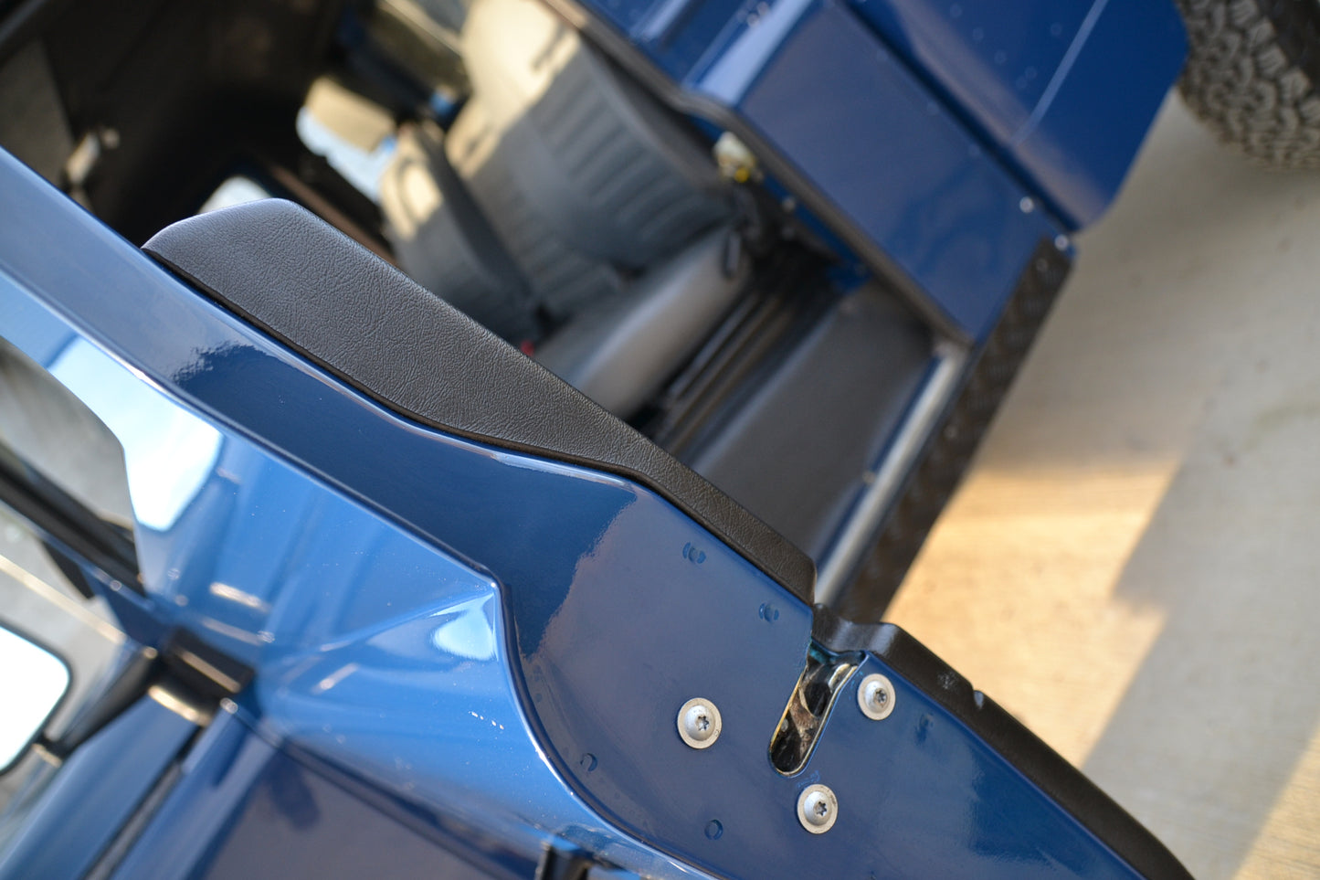 SOLD 1998 Land Rover Defender 110 300 Tdi Hi-Capacity Pick-Up