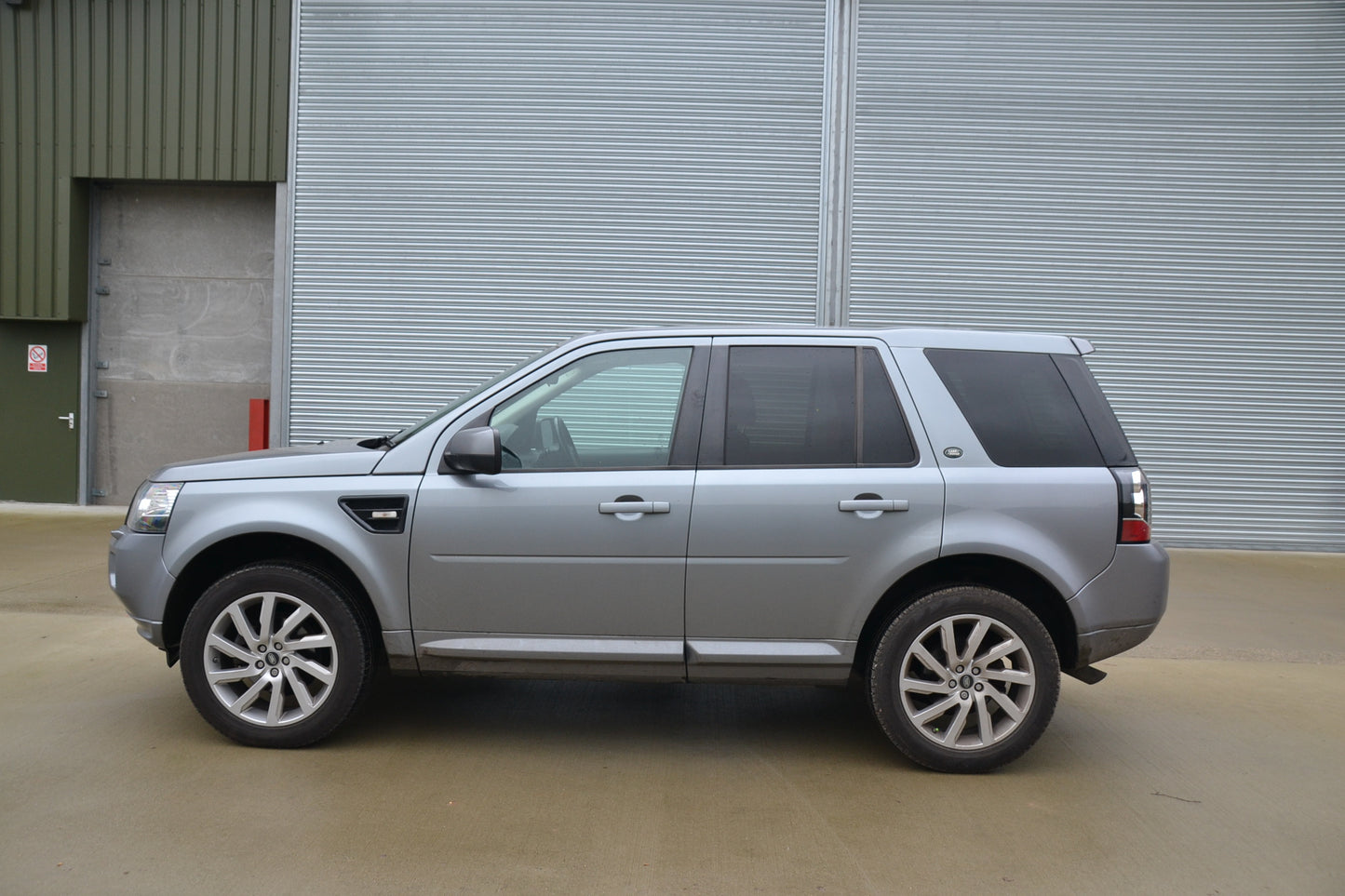 SOLD 2014 Land Rover Freelander 2 SD4 SE Tech Auto