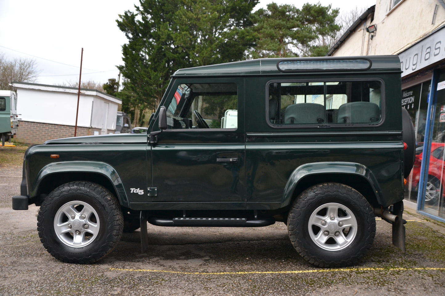 2002 Land Rover Defender 90 TD5 County Station Wagon