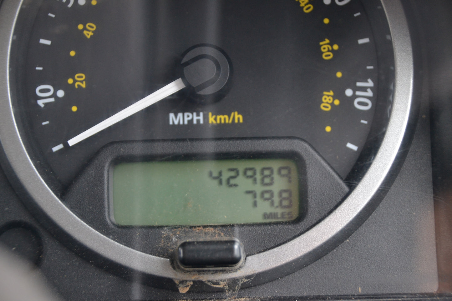 SOLD 2014 Defender 110 Hi-Capacity Pick-Up