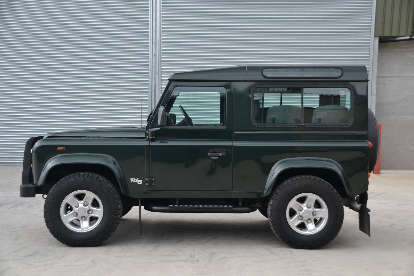2002 Land Rover Defender 90 TD5 CSW Galvanised Chassis Full Rebuild