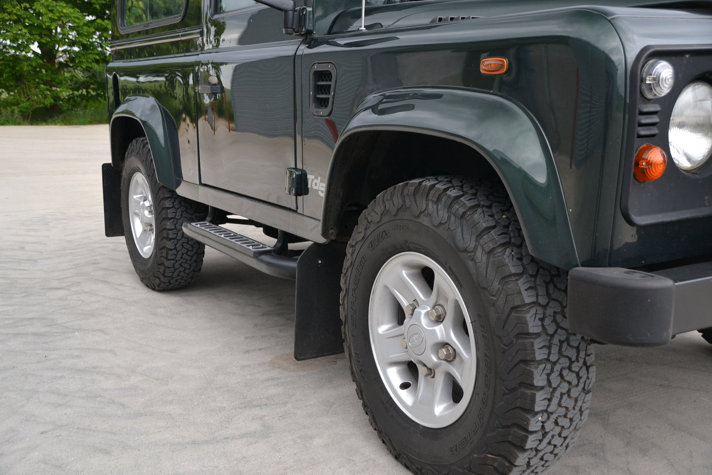 2002 Land Rover Defender 90 TD5 CSW Galvanised Chassis Full Rebuild