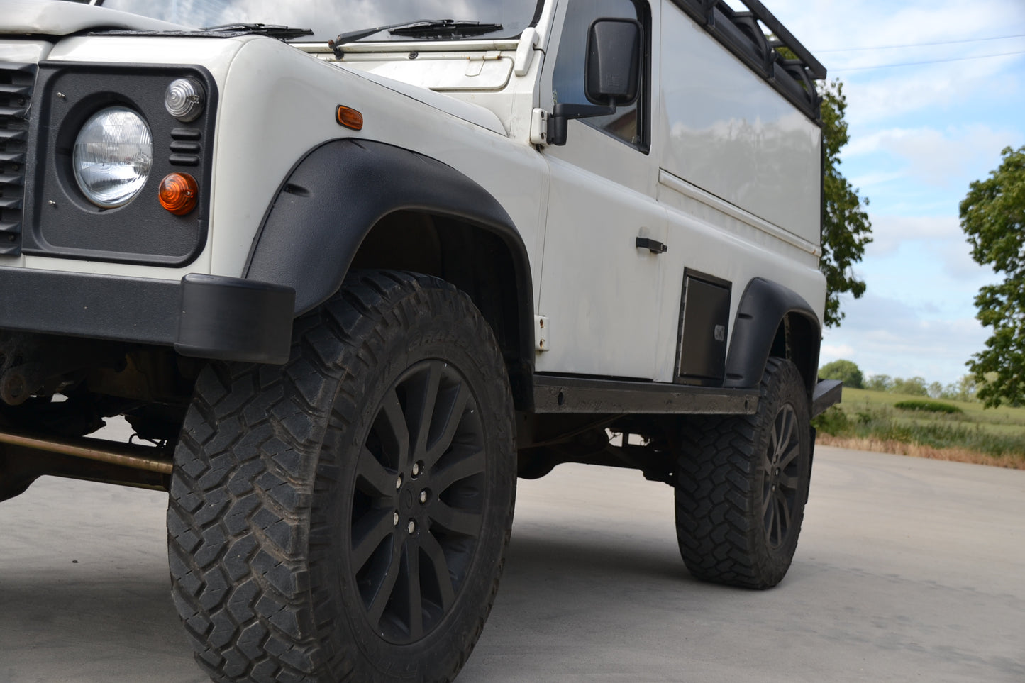 SOLD 2004 Defender 110 TD5 Auto Expedition vehicle