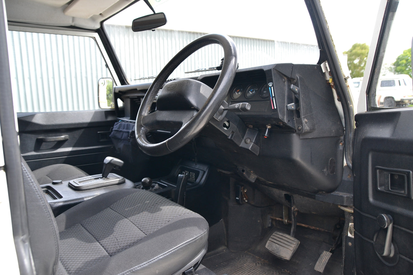 SOLD 2004 Defender 110 TD5 Auto Expedition vehicle