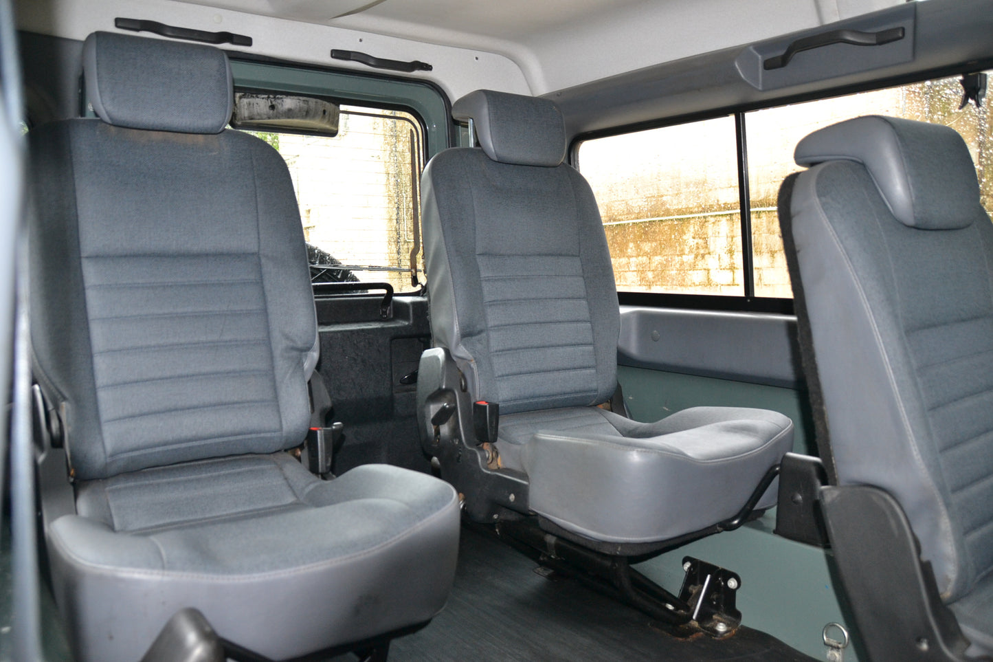 SOLD 2009 Defender 110 Station Wagon 7 seats