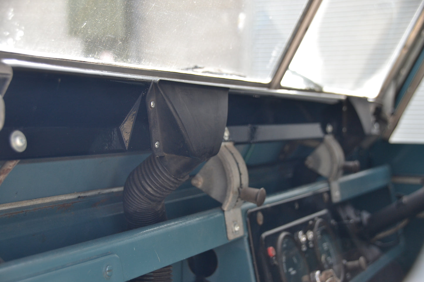 1971 Land Rover Series 2a 88" 2.25P