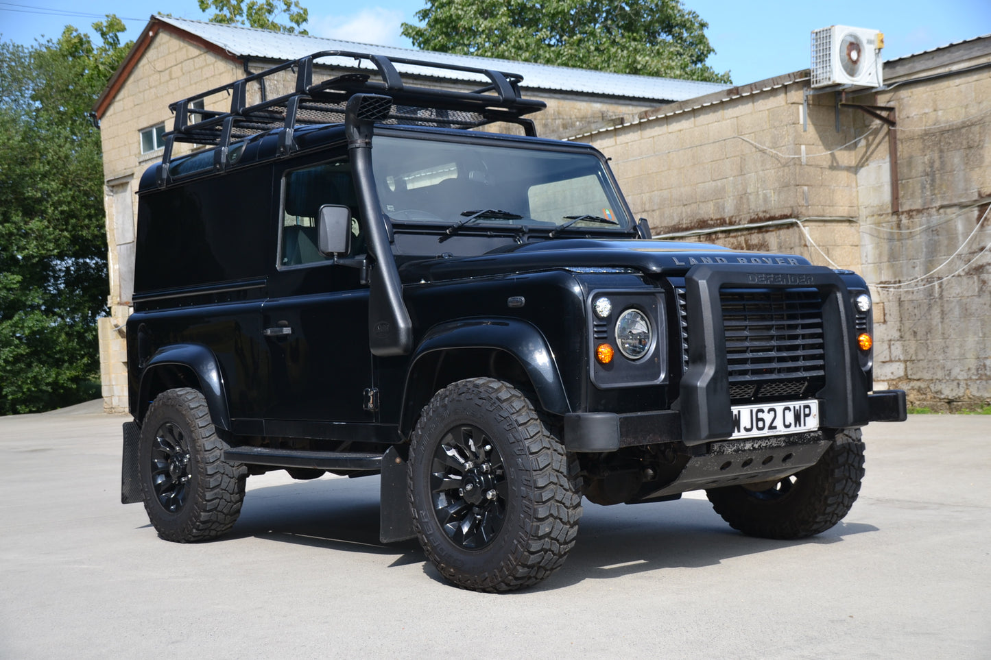 SOLD Defender 90 County Hard top 2.2 TDCi