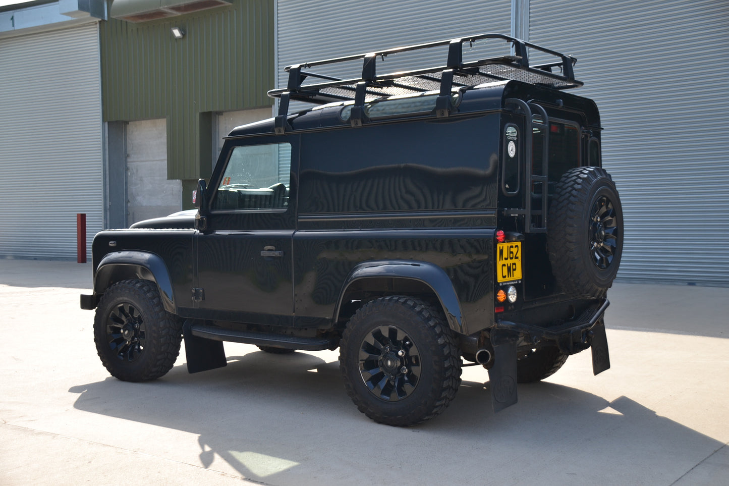 SOLD Defender 90 County Hard top 2.2 TDCi