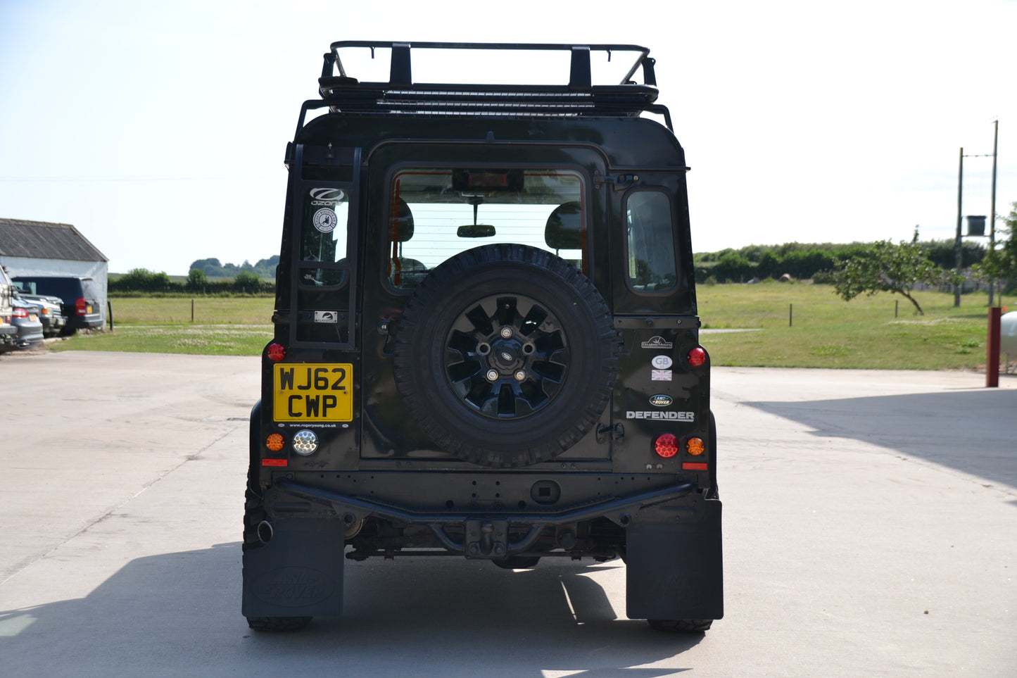 SOLD Defender 90 County Hard top 2.2 TDCi