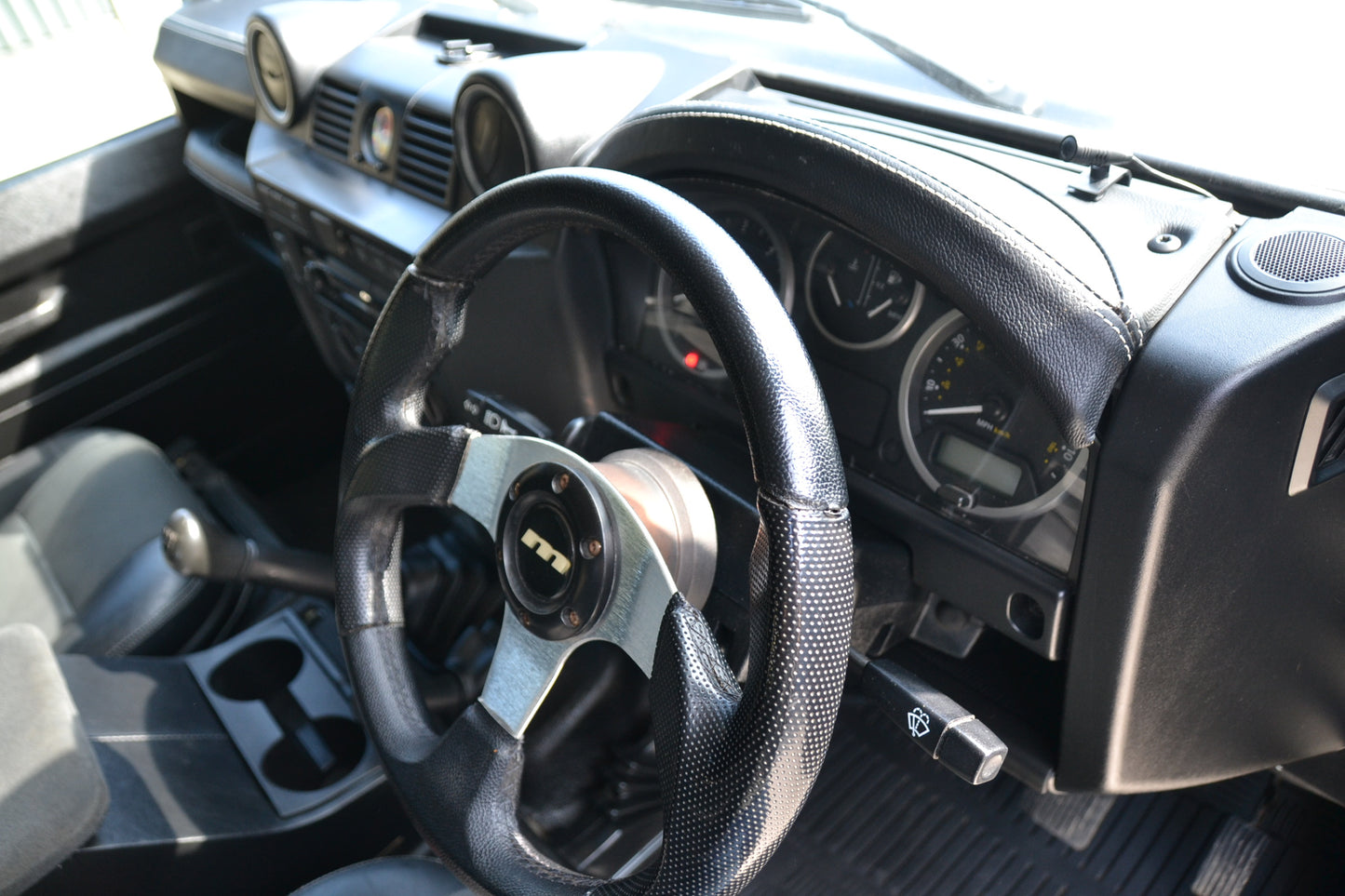 SOLD Defender 90 County Hard top 2.2 TDCi