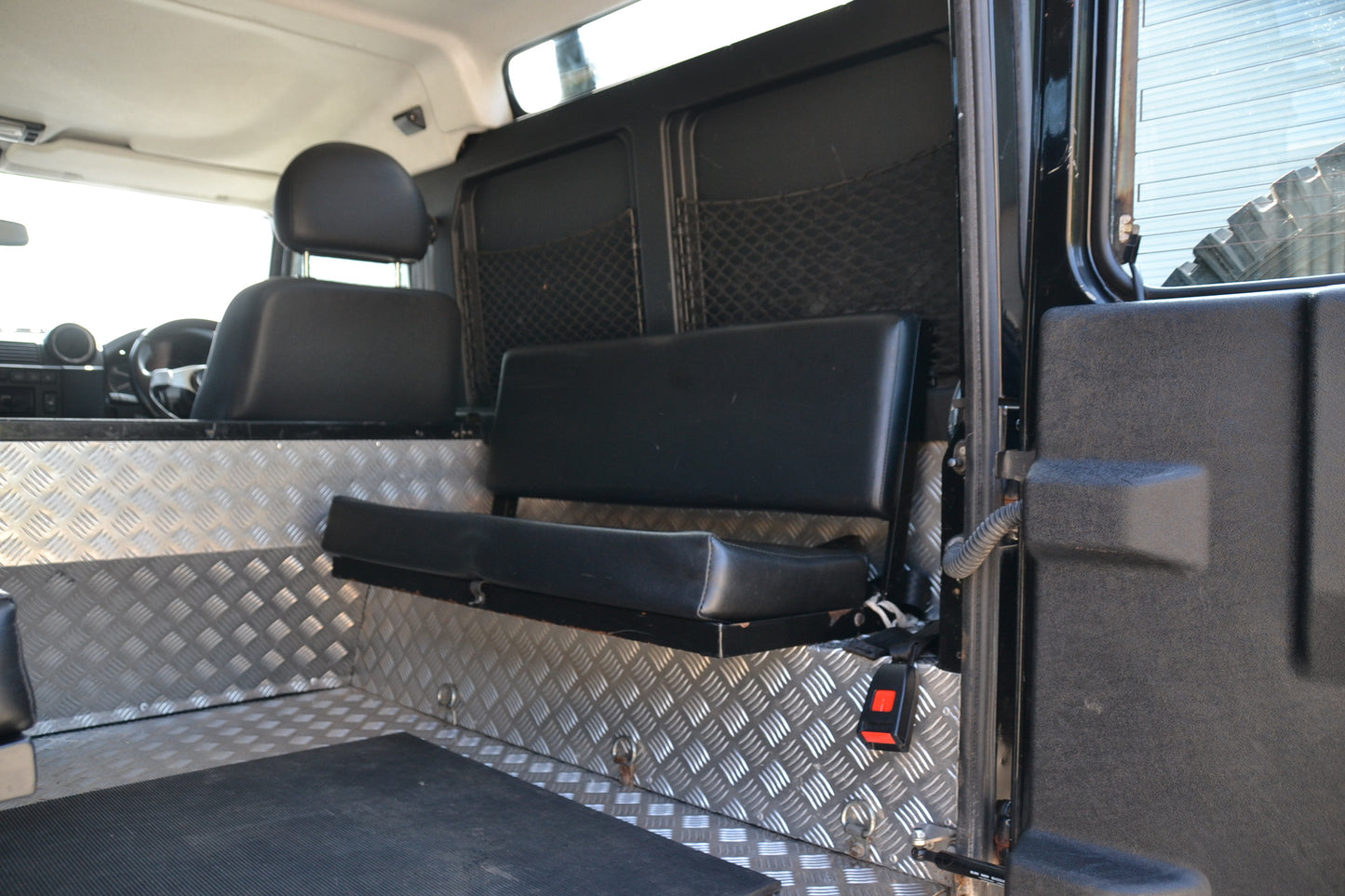 SOLD Defender 90 County Hard top 2.2 TDCi