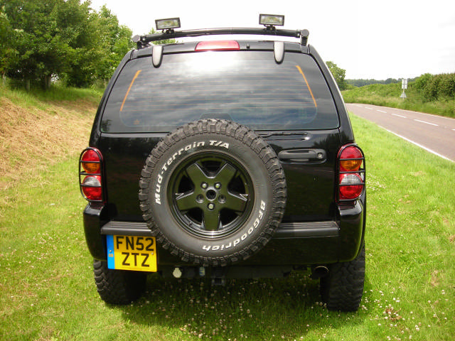 SOLD Jeep Cherokee Limited 3.7 6-Cylinder