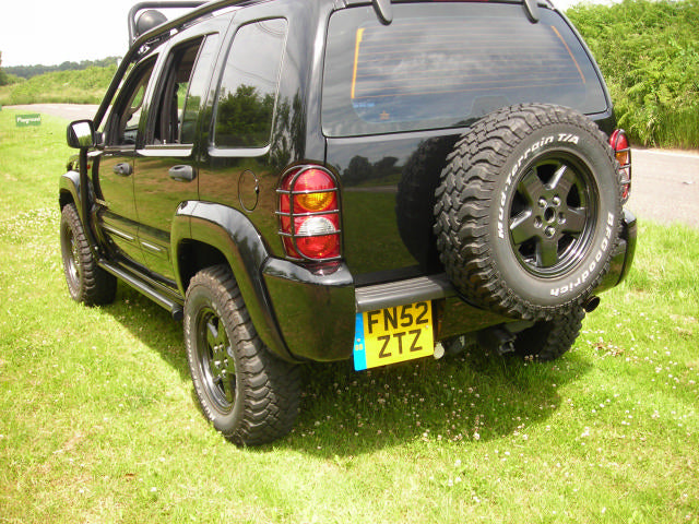 SOLD Jeep Cherokee Limited 3.7 6-Cylinder