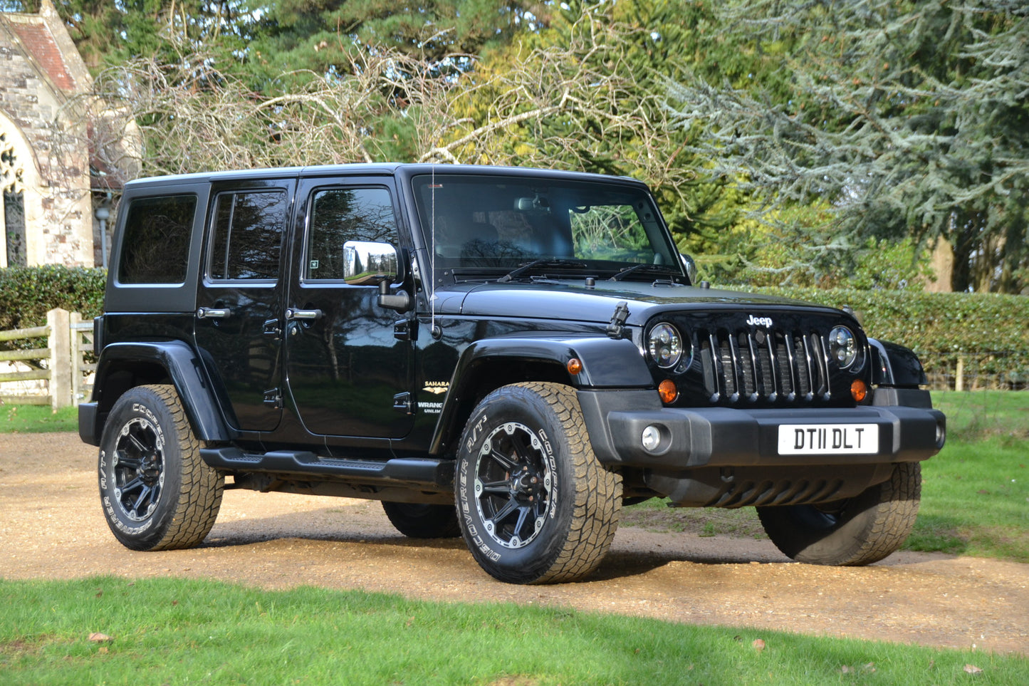 SOLD Wrangler - Sahara Unlimited