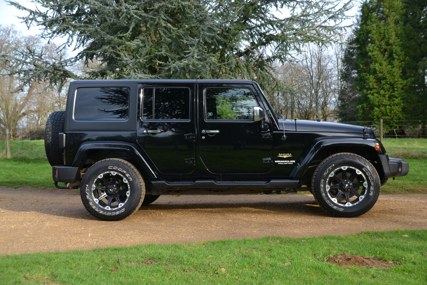 SOLD Wrangler - Sahara Unlimited
