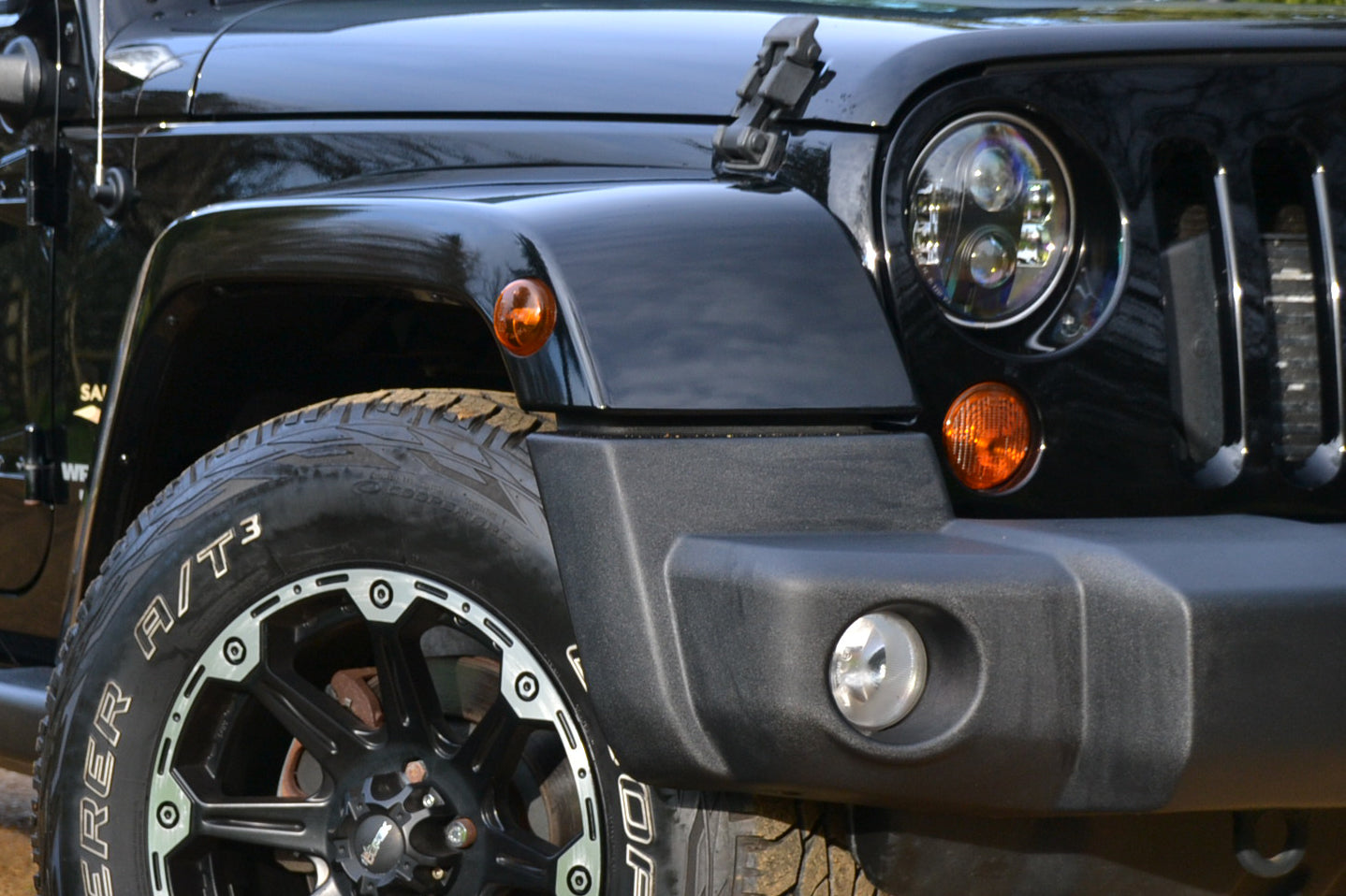 SOLD Wrangler - Sahara Unlimited