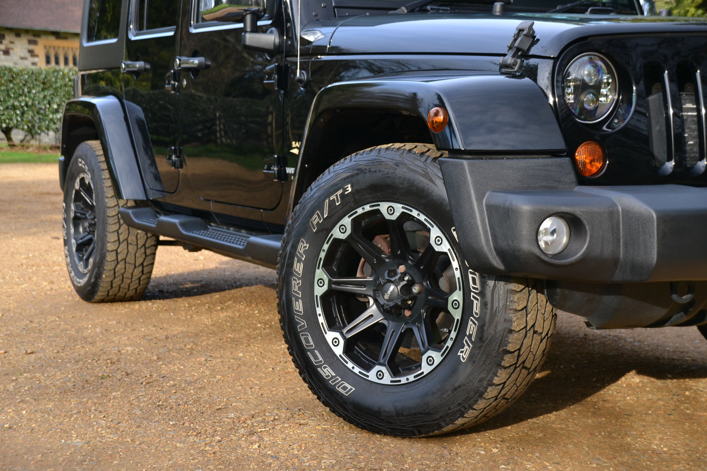 SOLD Wrangler - Sahara Unlimited