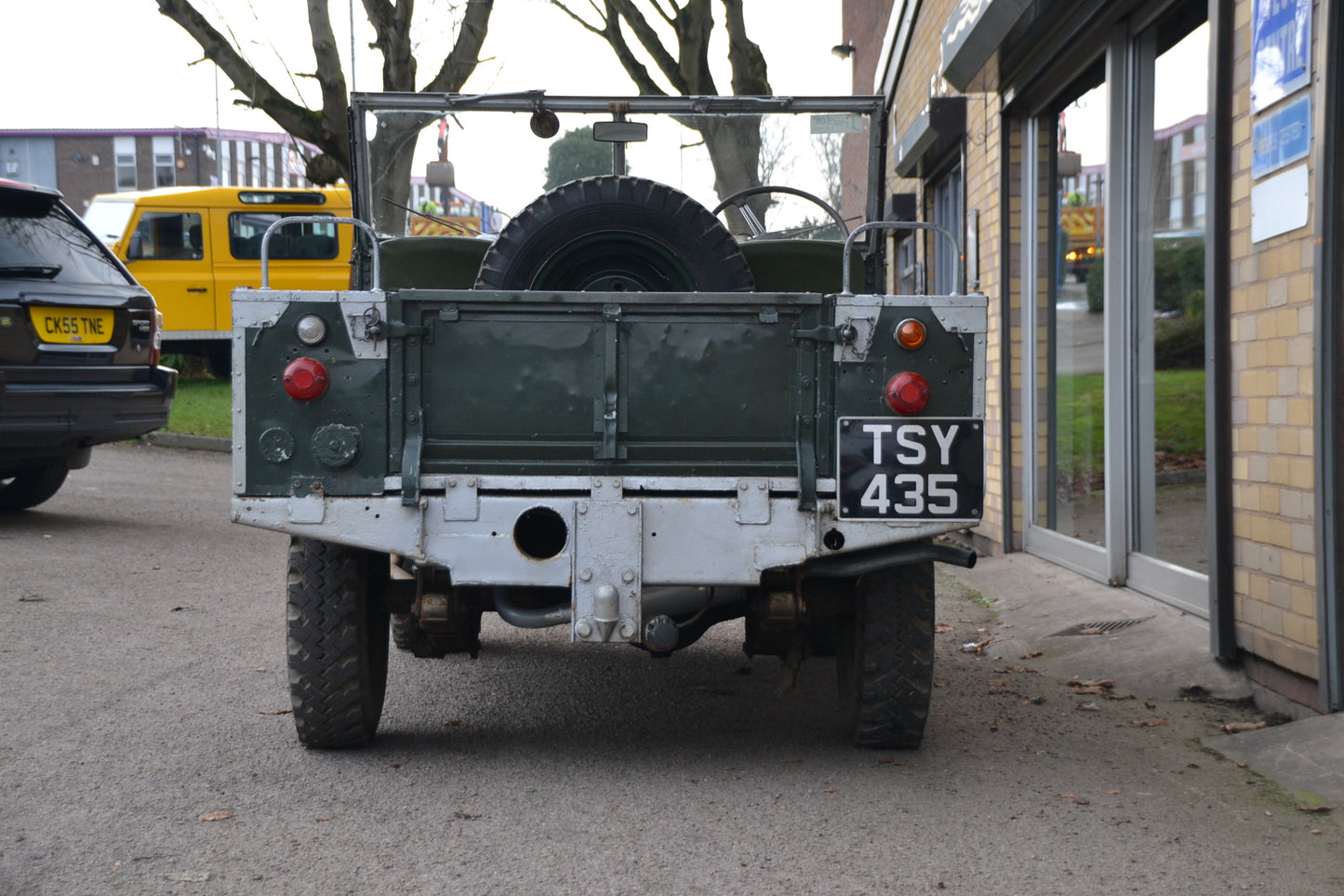 SOLD Series 1 - 88" 2WD