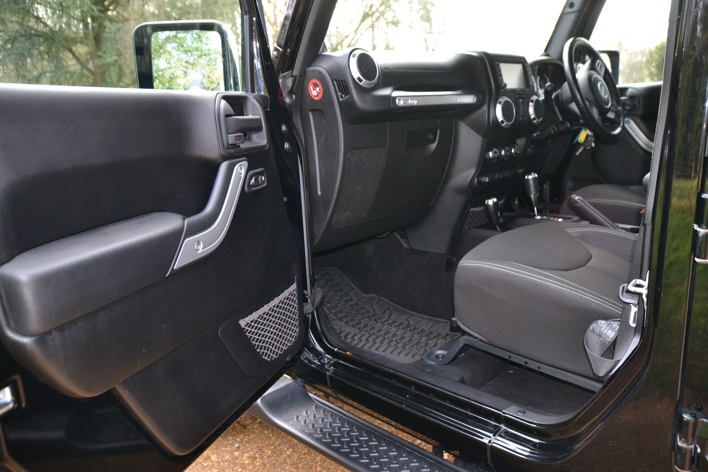 SOLD Wrangler - Sahara Unlimited