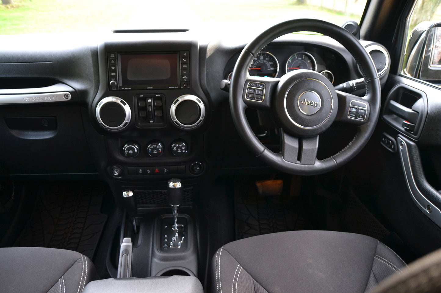 SOLD Wrangler - Sahara Unlimited