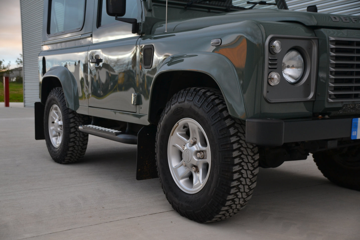 SOLD Defender 90 XS Station Wagon 2015 MY