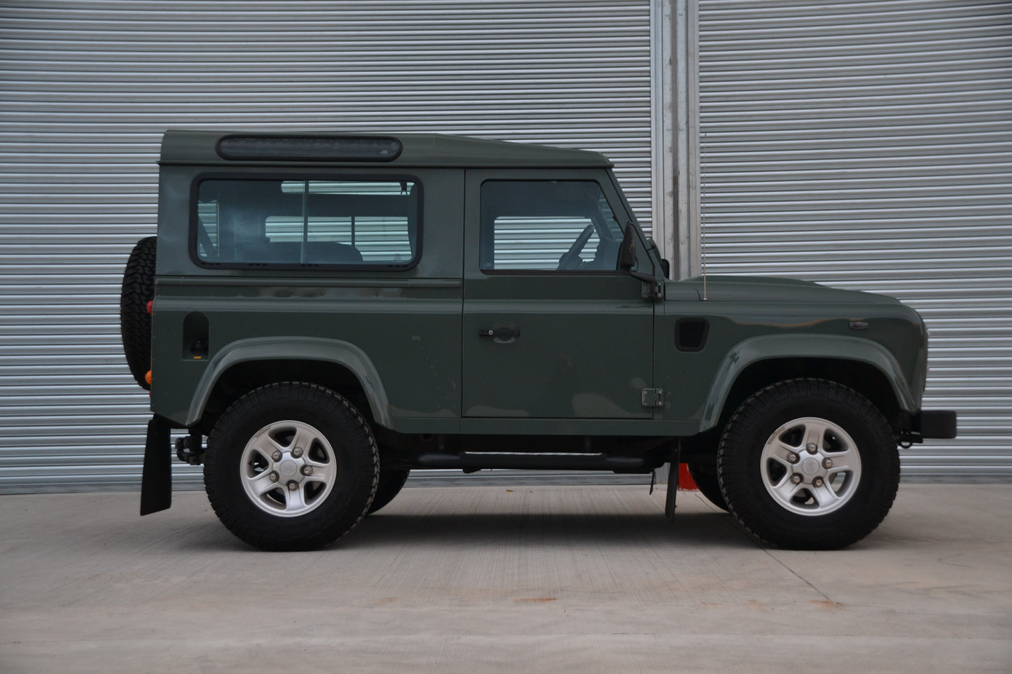 SOLD Defender 90 XS Station Wagon 2015 MY