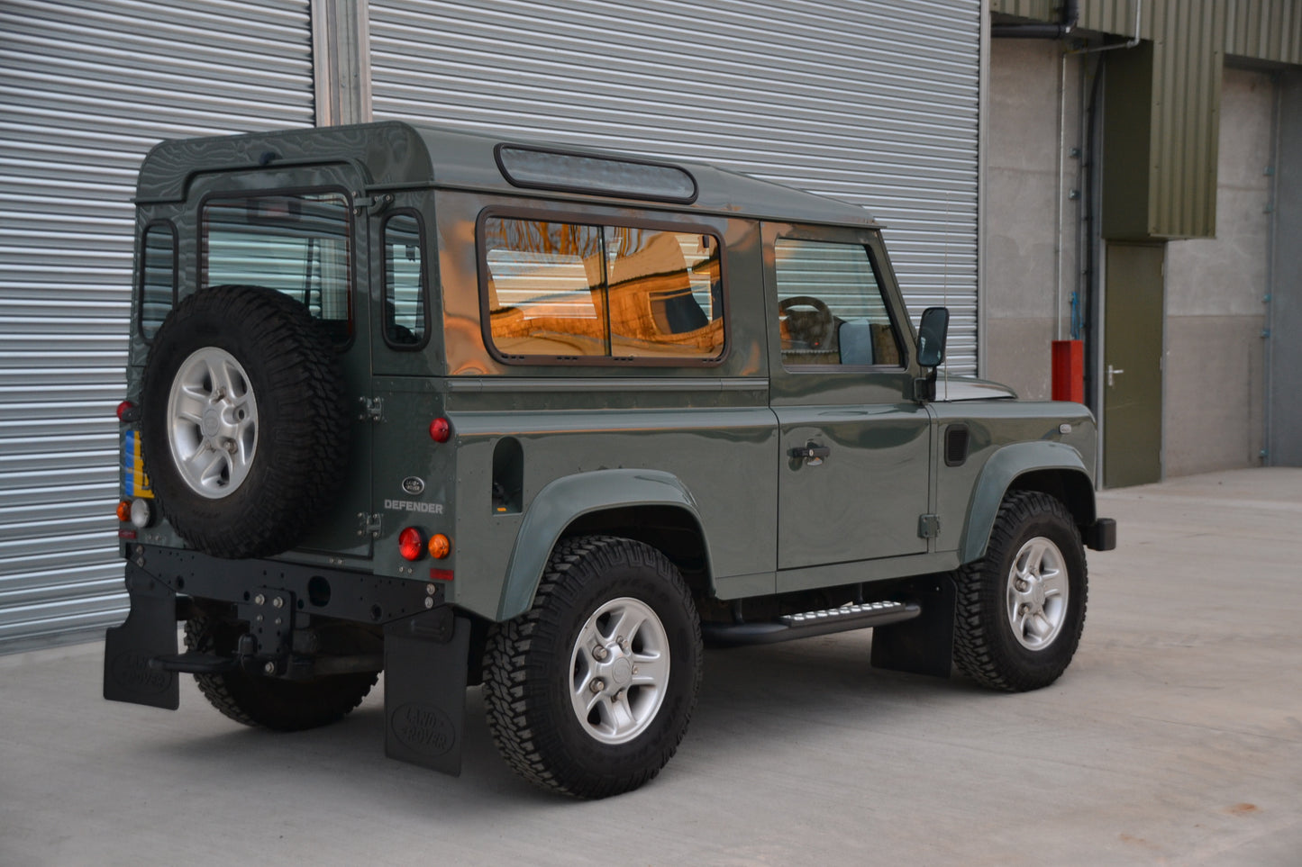 SOLD Defender 90 XS Station Wagon 2015 MY