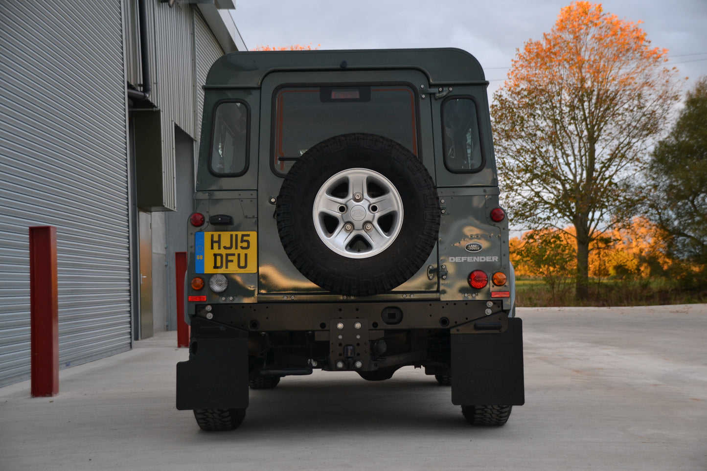 SOLD Defender 90 XS Station Wagon 2015 MY