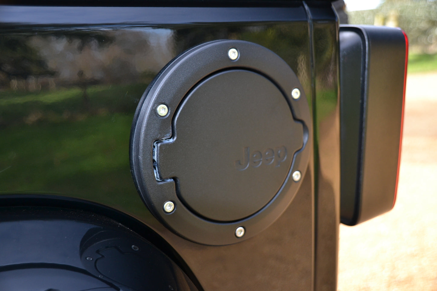 SOLD Wrangler - Sahara Unlimited