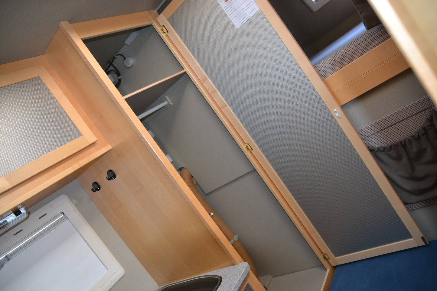 SOLD Land Rover Defender 130 "Bimobile" De-mountable Camper