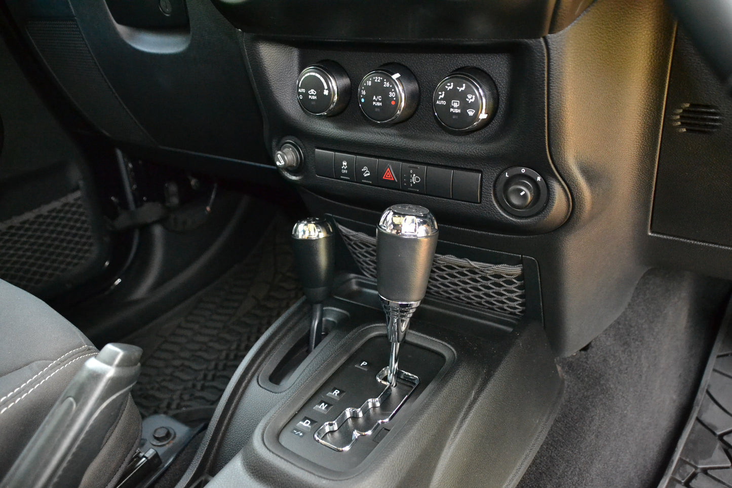 SOLD Wrangler - Sahara Unlimited