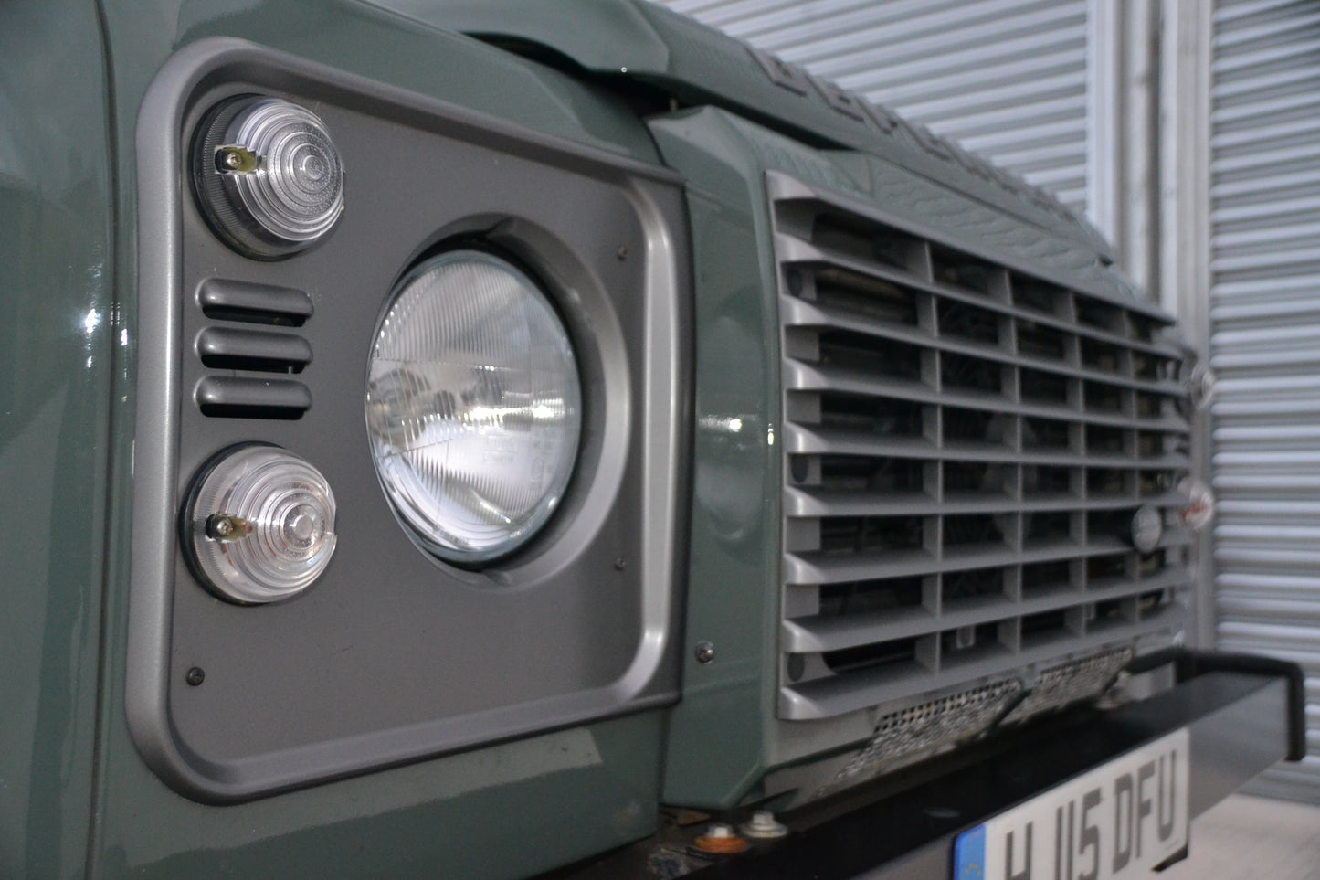 SOLD Defender 90 XS Station Wagon 2015 MY