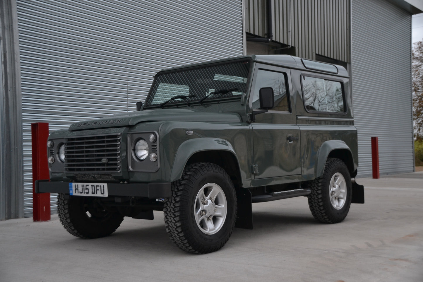 SOLD Defender 90 XS Station Wagon 2015 MY