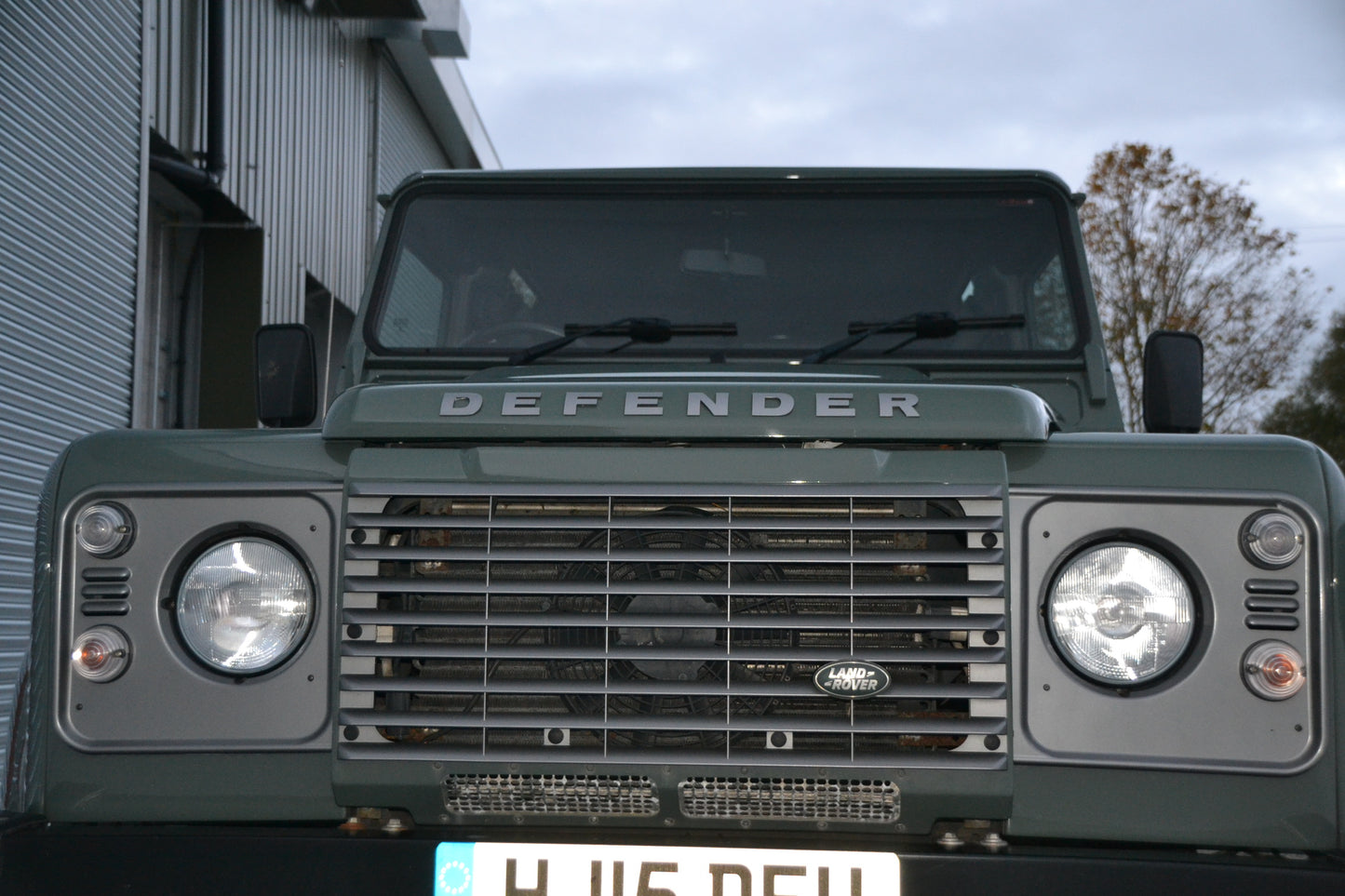 SOLD Defender 90 XS Station Wagon 2015 MY