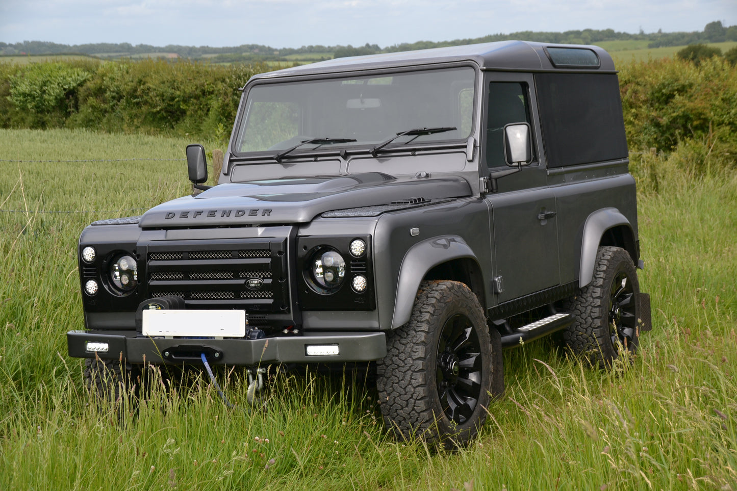 SOLD Defender 90 XS Station Wagon "Project"