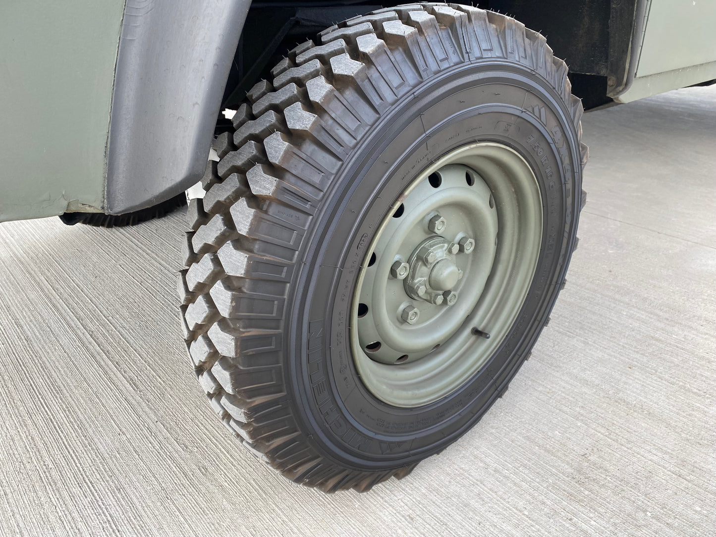 SOLD Defender 110 ex-Military Soft-Top 1993 2.5D