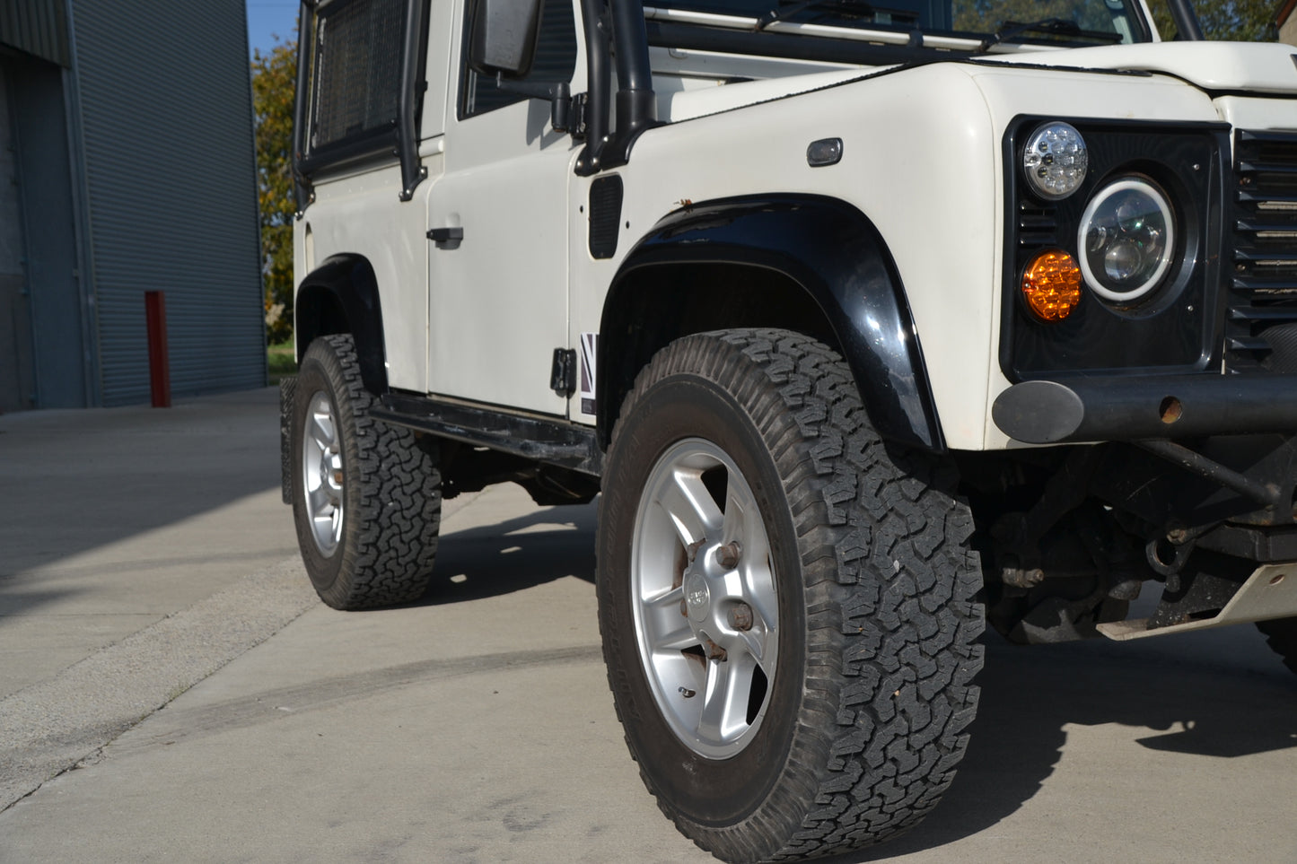 1999 Defender 90 TD5 Hard Top Expedition Equipped