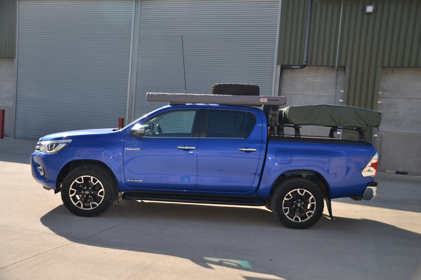 2018 Toyota Hi-Lux Invincible X 2.4 D-4D Auto