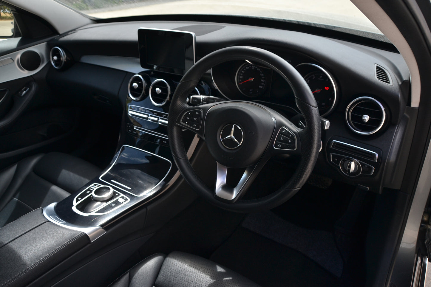2017 MERCEDES-BENZ C200 ESTATE - C200 Sport 5dr 9G-Tronic