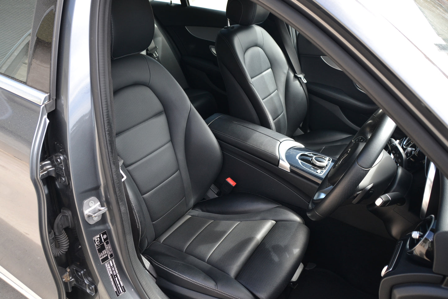 2017 MERCEDES-BENZ C200 ESTATE - C200 Sport 5dr 9G-Tronic