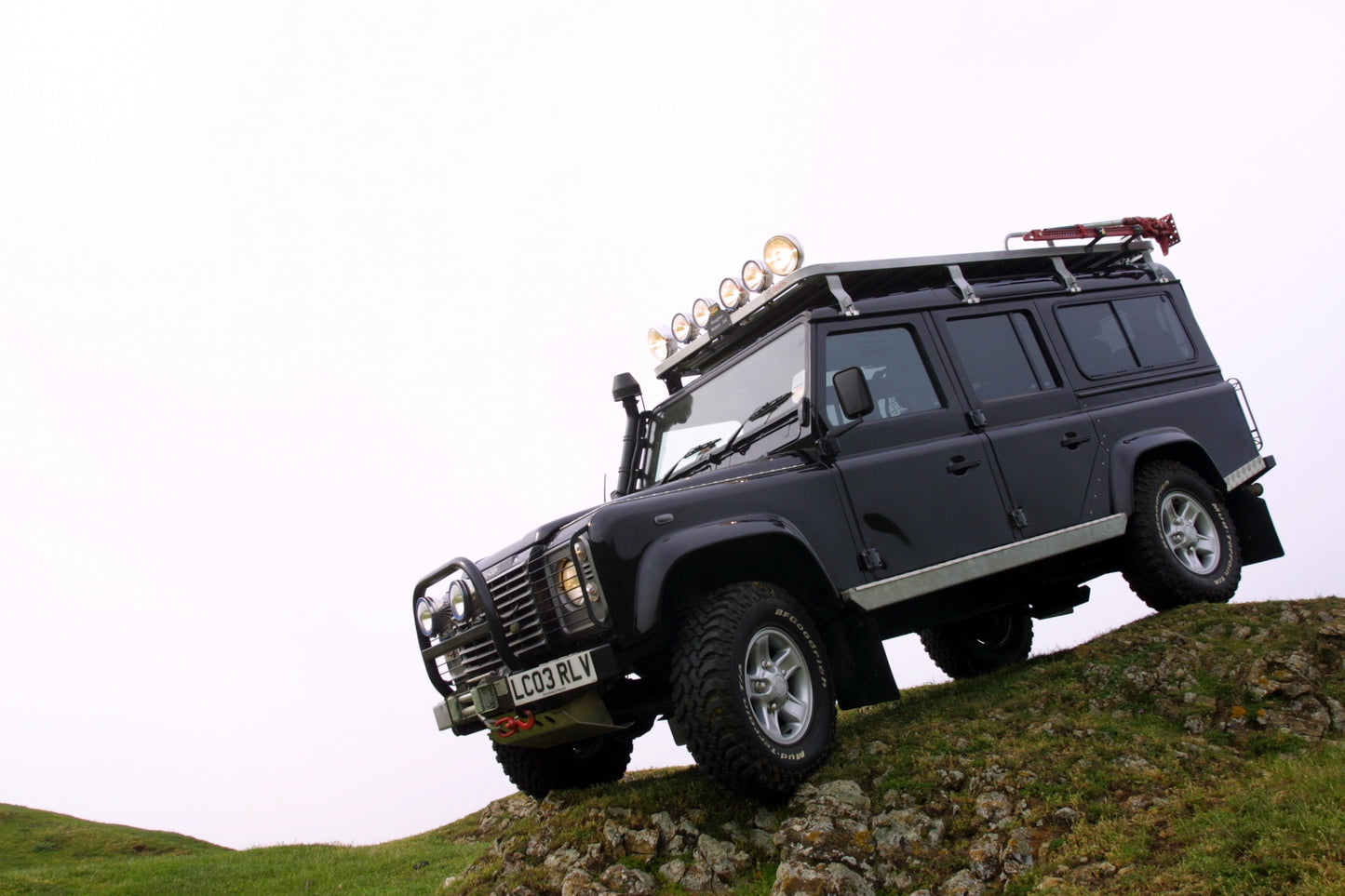 SOLD Defender 110 TD5 CSW Black Edition "Bespoke - Expedition Preppared"