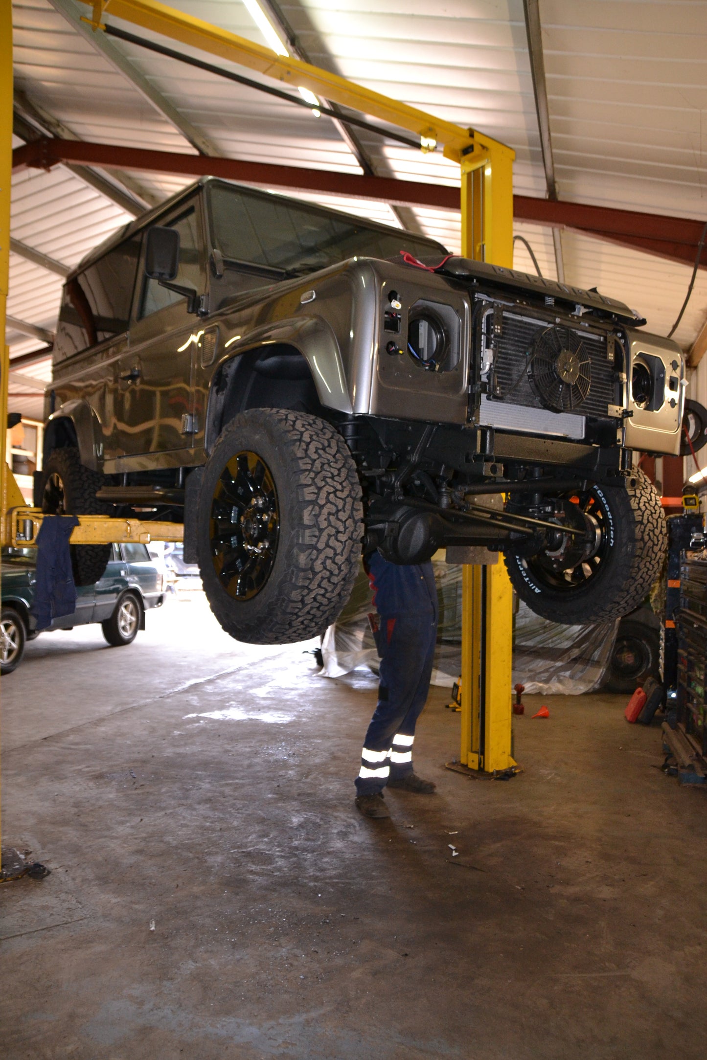 SOLD Defender 90 XS Station Wagon "Project"