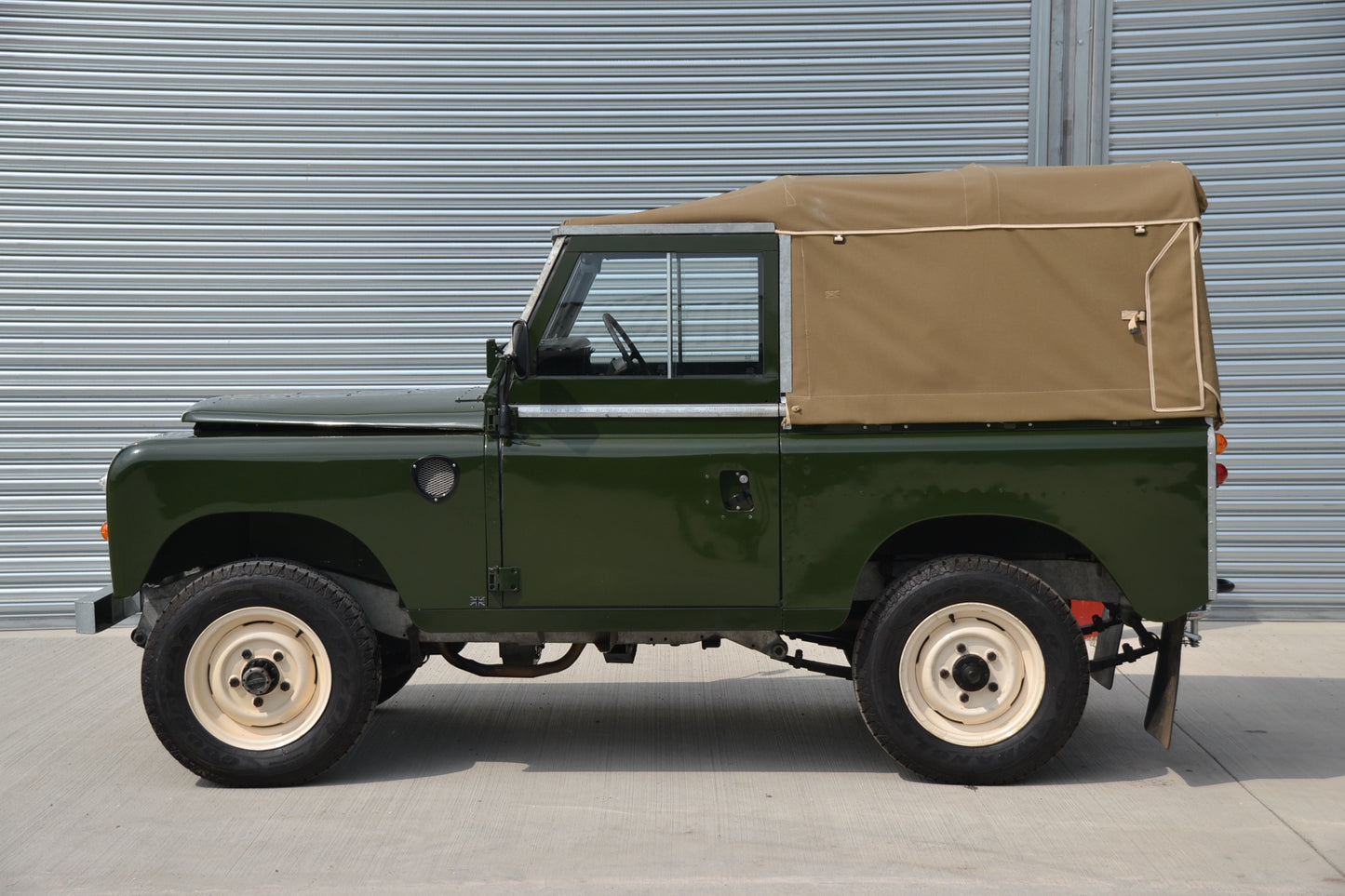 SOLD Land Rover Series 3 88" soft top 2.25 D 1972