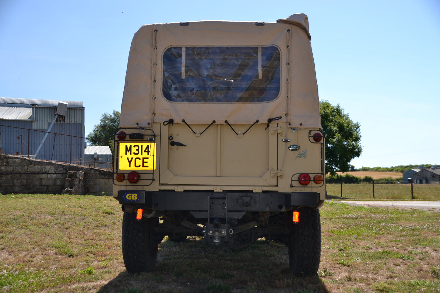 SOLD Defender 110 300 Tdi ex-military soft-top