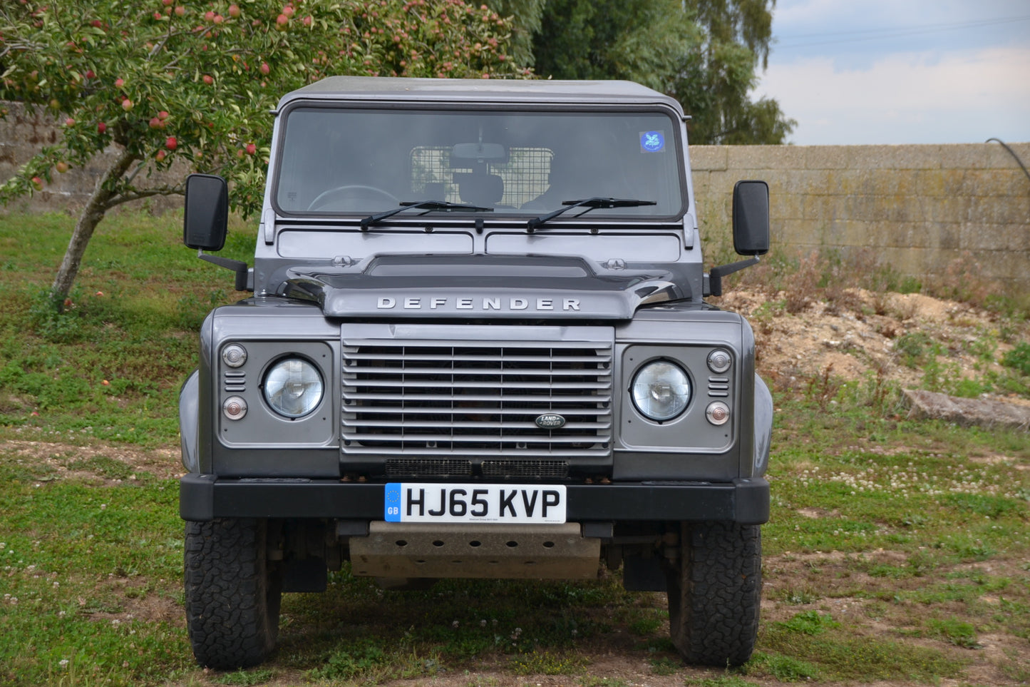 SOLD Defender 110 XS Station Wagon Utility