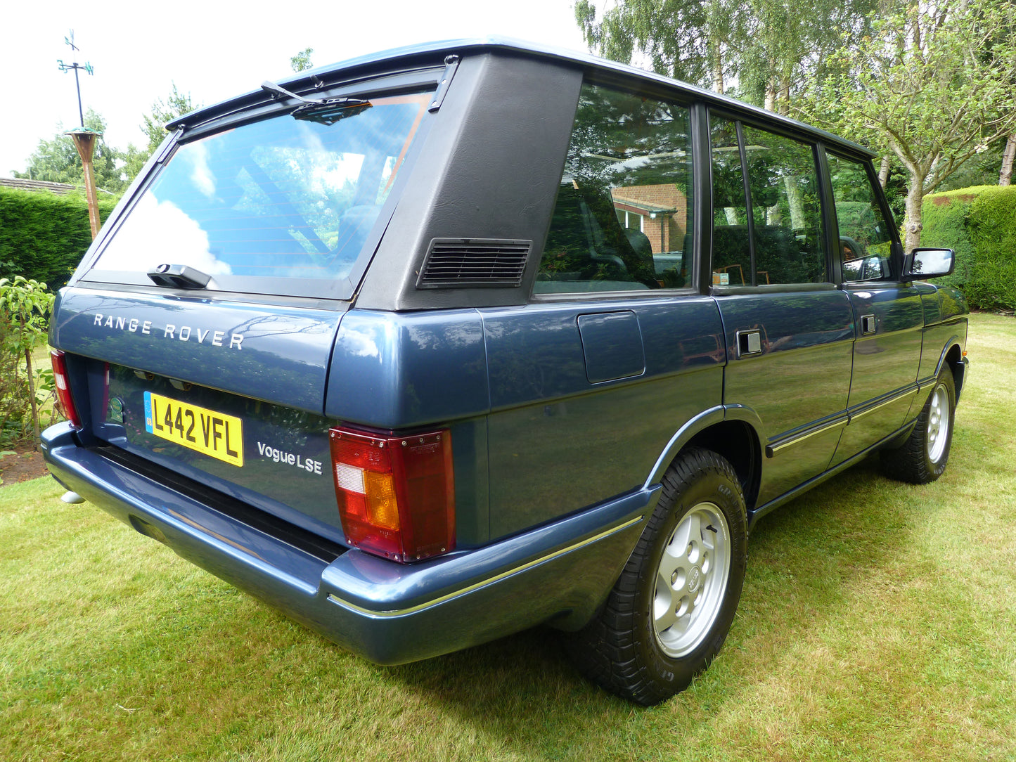 SOLD Range Rover Classic LSE